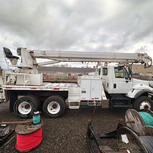 2005 Digger Derrick Truck for sale, right