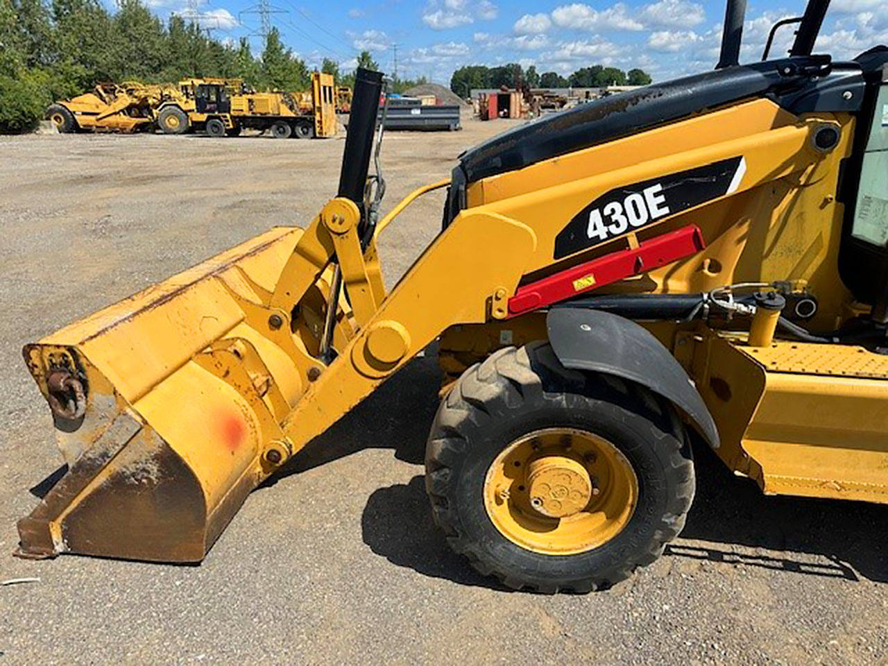 CATERPILLAR 430E backhoe loader for sale, open cab with quick coupler, 54432 hours, bucket