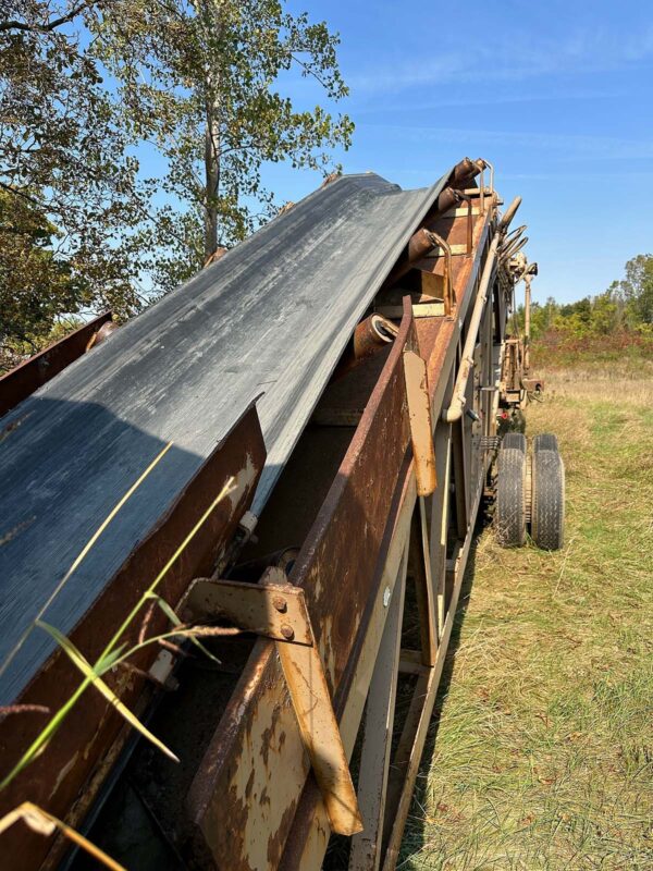 Screen Machine Topsoil Screener for sale, conveyor