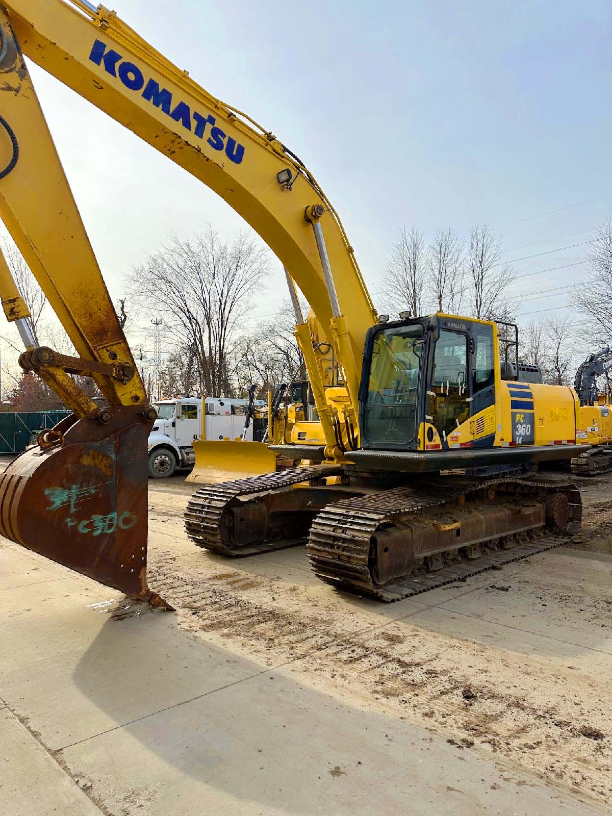 Komatsu PC360LC 10 Excavator For Sale 13' stick, cab, bucket