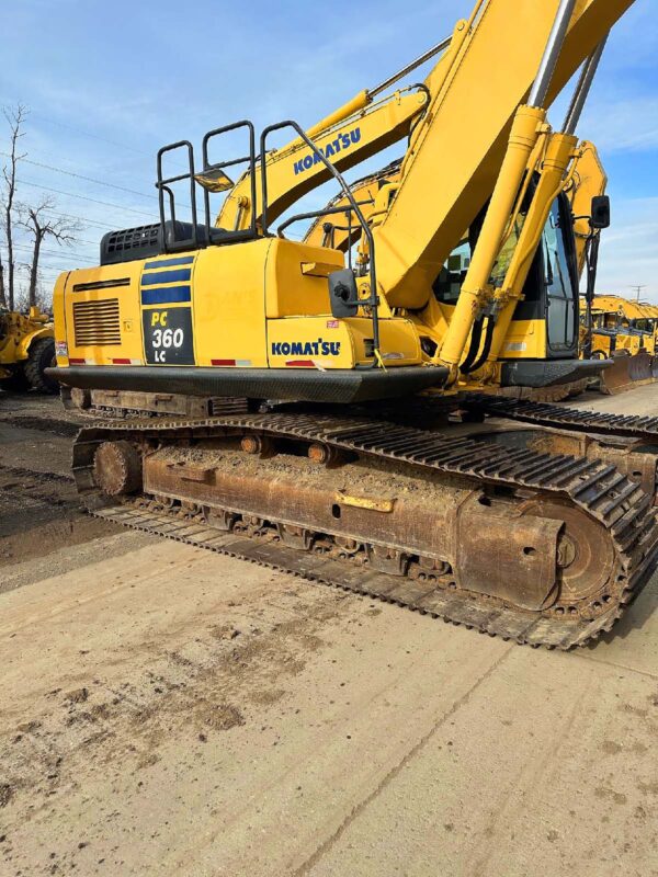 Komatsu PC360LC 10 Excavator For Sale engine rails