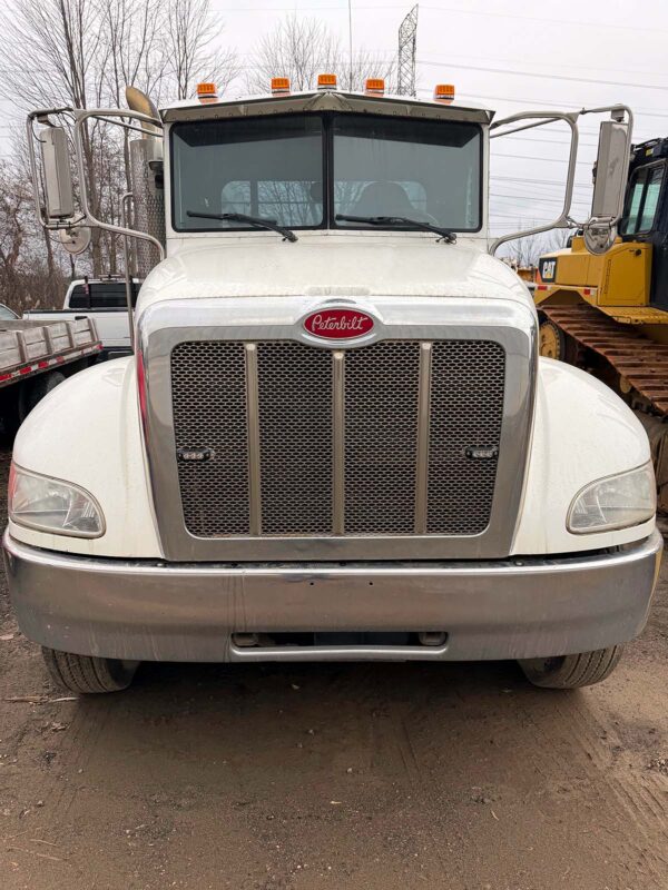 Peterbilt Mechanics Crane Truck front hood and grill