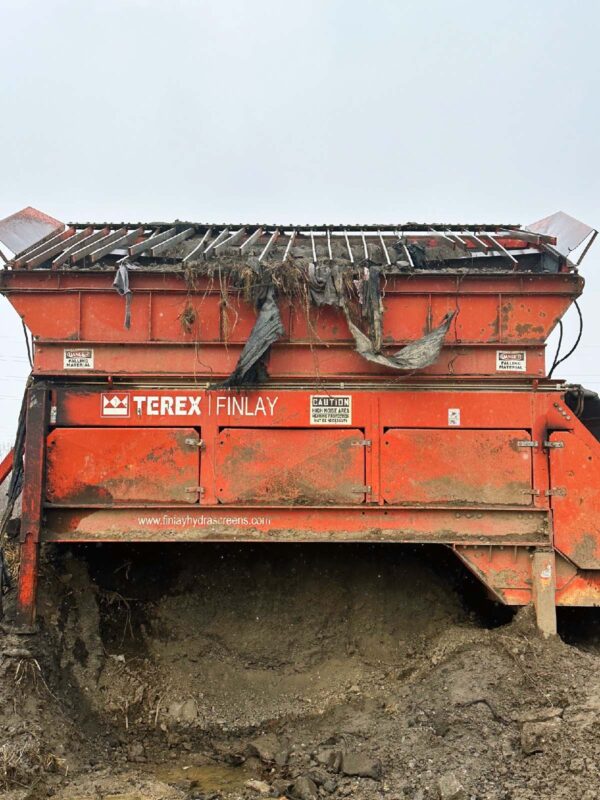 Terex Finlay 390 topsoil screener for sale, grizzly bars and feed hopper