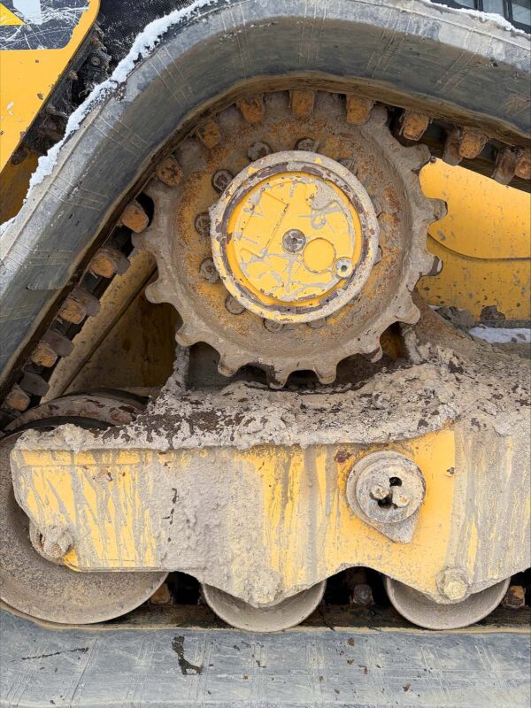 CAT 299D 2XHP Skid Steer For Sale, sprockets