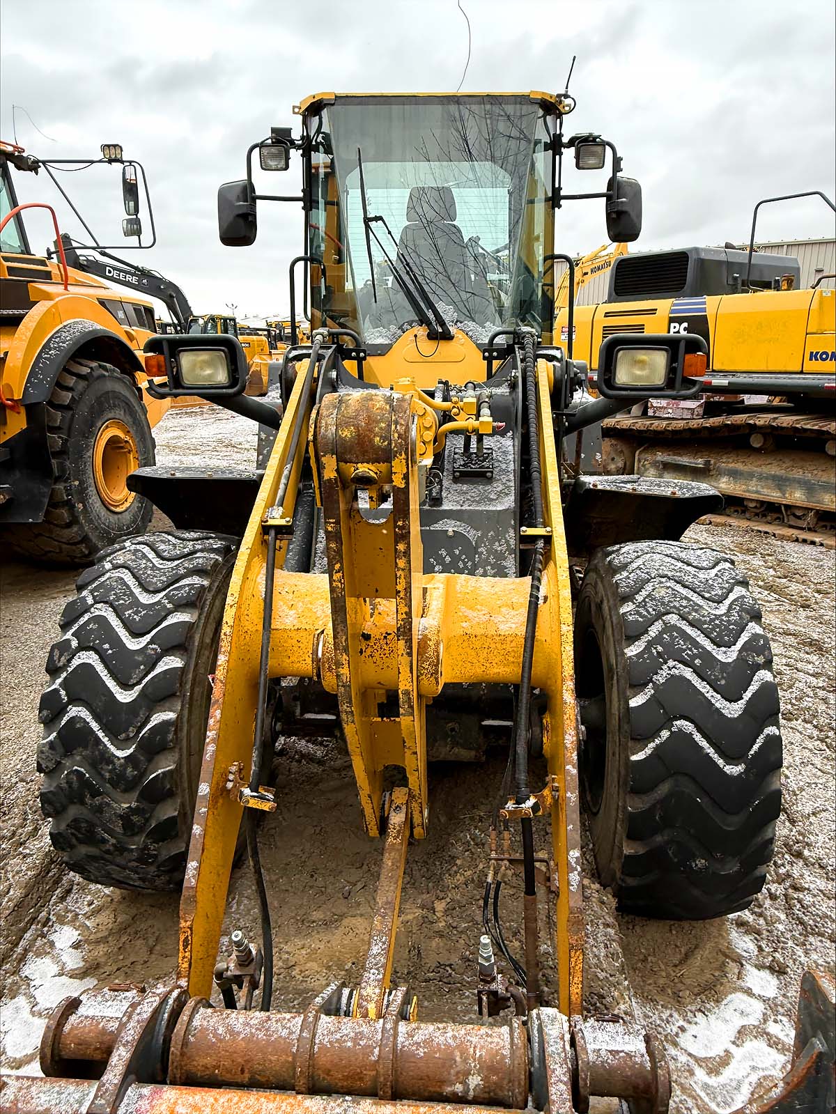 Komatsu W270 7 Wheel Loader For Sale, coupler